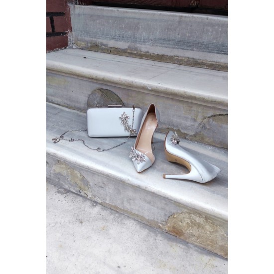 Gümüş Saten Çanta Takım 11cm Yan Şeffaf Yıldız Taşlı Topuklu Stiletto Kadın Ayakkabı