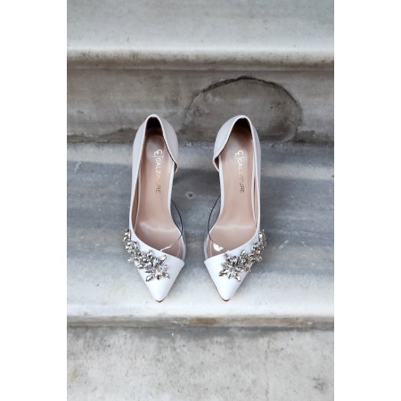 Beyaz Deri 11cm Yan Şeffaf Yıldız Taşlı Topuklu Stiletto Kadın Ayakkabı