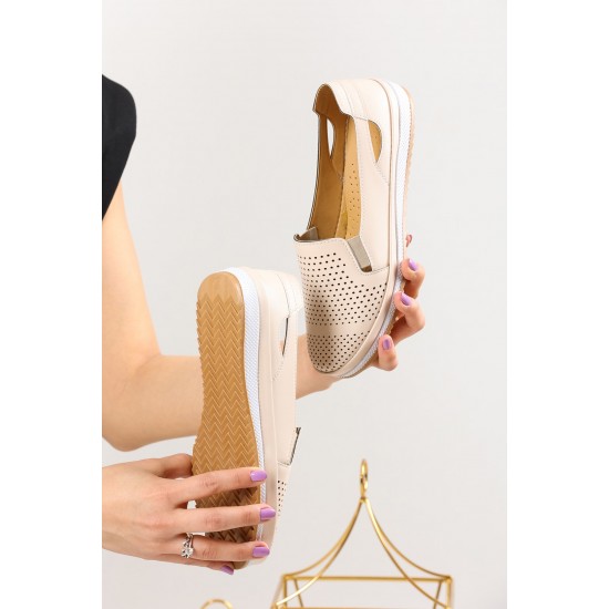 Kadın Bej Renk Tam Ortopedik Lastikli Hava Alan Günlük Klasik Anne Babet Ayakkabı