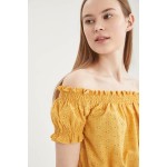 Kadın Sarı Carmen Yaka Brode Detaylı Balon Kollu Crop Bluz