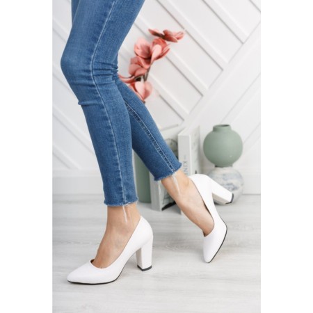 Kadın Beyaz Cilt Yüksek Kalın Topuklu Ayakkabı
